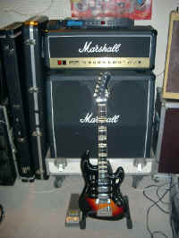 hofner11.jpg (90650 bytes)